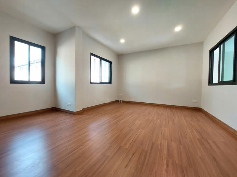 เพชรวัฒนะ, Nonthaburi, Ban Mai, Pak Kret, Nonthaburi, 4 Bedrooms, 233 sqm, Single Detached House For Sale, by เอนก, 500050335 - DDproperty.com