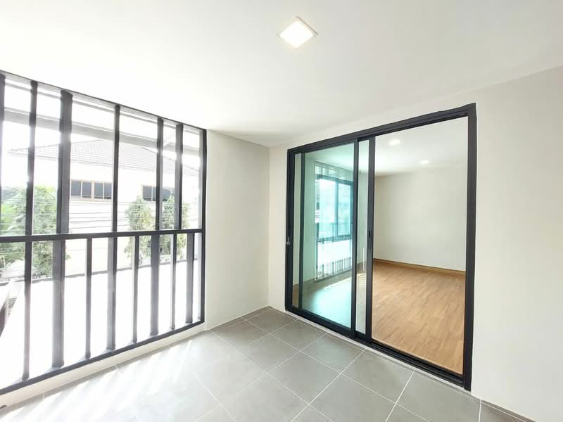 เพชรวัฒนะ, Nonthaburi, Ban Mai, Pak Kret, Nonthaburi, 4 Bedrooms, 233 sqm, Single Detached House For Sale, by เอนก, 500050335 - DDproperty.com