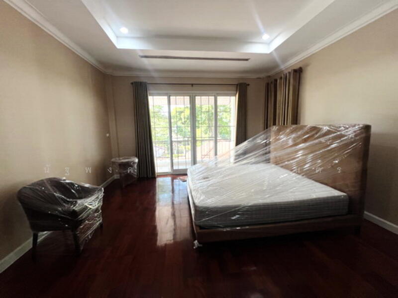 For Rent - The Emperor Narasiri’s Collection, Bangkok