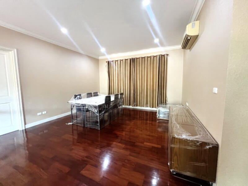 For Rent - The Emperor Narasiri’s Collection, Bangkok