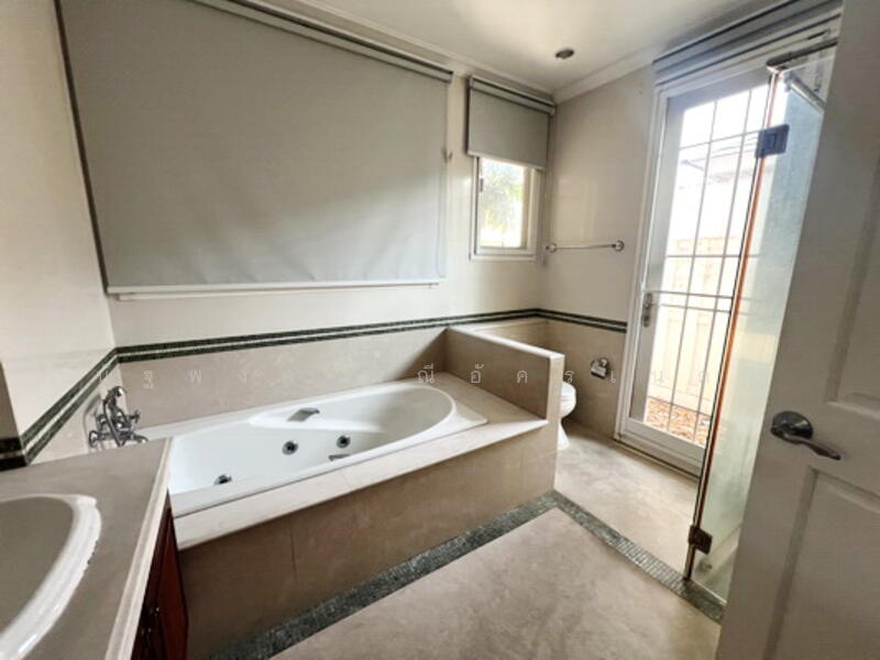 For Rent - The Emperor Narasiri’s Collection, Bangkok