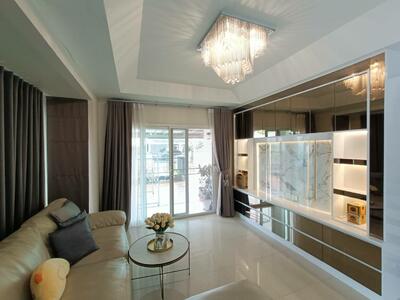 ขาย - Prueklada Pinklao-Sai 5 : พฤกษ์ลดา ปิ่นเกล้า-สาย 5, นครปฐม