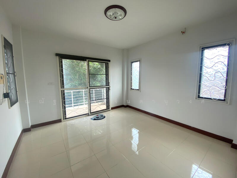 หมู่บ้านอริสรา 5 บางบัวทอง, Nonthaburi, Lam Pho, Bang Bua Thong, Nonthaburi, 4 Bedrooms, 208 sqm, Single Detached House For Sale, by ณณัฐ ภัทรจินดานุวงศ์, 500050660 - DDproperty.com