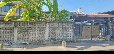 ขาย - ที่ดิน + สิ่งปลูกสร้าง 54 ตร.ว. ซอยประชาอุทิศ 1 ใกล้ตลาดห้วยขวาง, กรุงเทพ