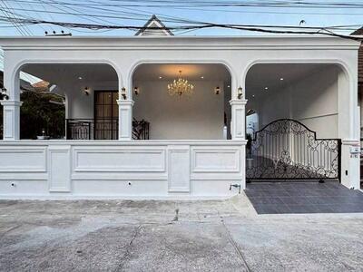 ขาย - บ้านเดี่ยว พูลวิลล่า พัทยากลาง, ชลบุรี