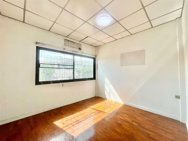 ขาย - หมู่บ้านรังสิยา ซอยประวิทย์และเพื่อน13/1, กรุงเทพ