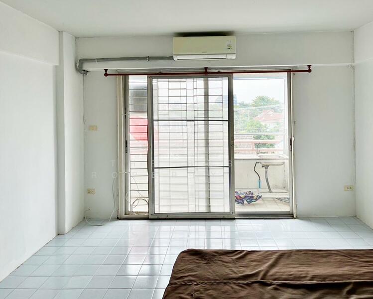 ขาย - Manon Place Condominium : มานนท์เพลส คอนโดมิเนียม, กรุงเทพ