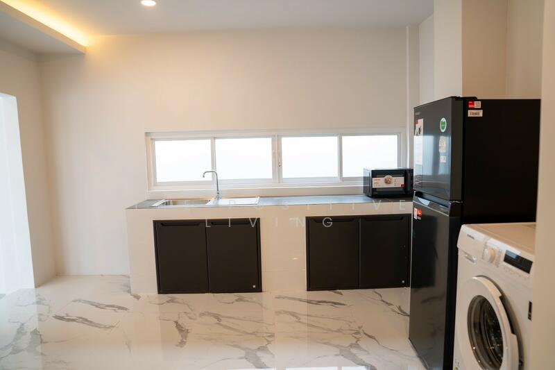 For Rent - Townhome near Varee School, Wat Ket Subdistrict, Mueang Chiang Mai., Chiang Mai