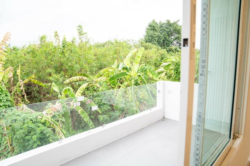 For Rent - Townhome near Varee School, Wat Ket Subdistrict, Mueang Chiang Mai., Chiang Mai