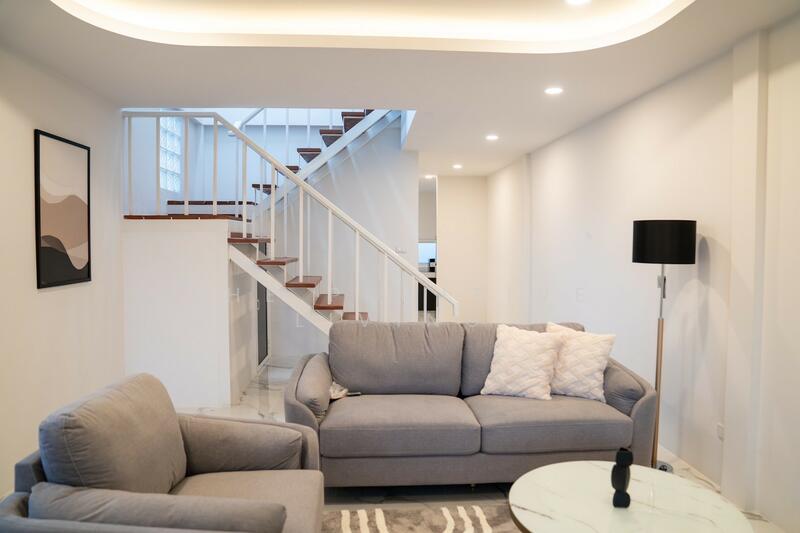 For Rent - Townhome near Varee School, Wat Ket Subdistrict, Mueang Chiang Mai., Chiang Mai