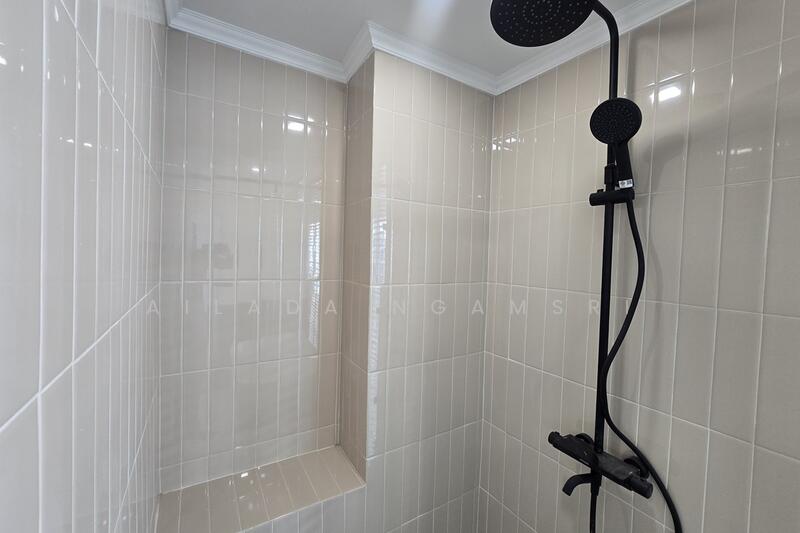 Supalai Place Sukhumvit 39, Bangkok, 175-179 Soi Sukhumvit 39 Sukhumvit Road, Khlong Tan Nua, Watthana, Bangkok, 4 Bedrooms, 338 sqm, Condo For Sale, by Ailada Ngamsri, 500051219 - DDproperty.com