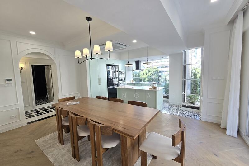 Supalai Place Sukhumvit 39, Bangkok, 175-179 Soi Sukhumvit 39 Sukhumvit Road, Khlong Tan Nua, Watthana, Bangkok, 4 Bedrooms, 338 sqm, Condo For Sale, by Ailada Ngamsri, 500051219 - DDproperty.com