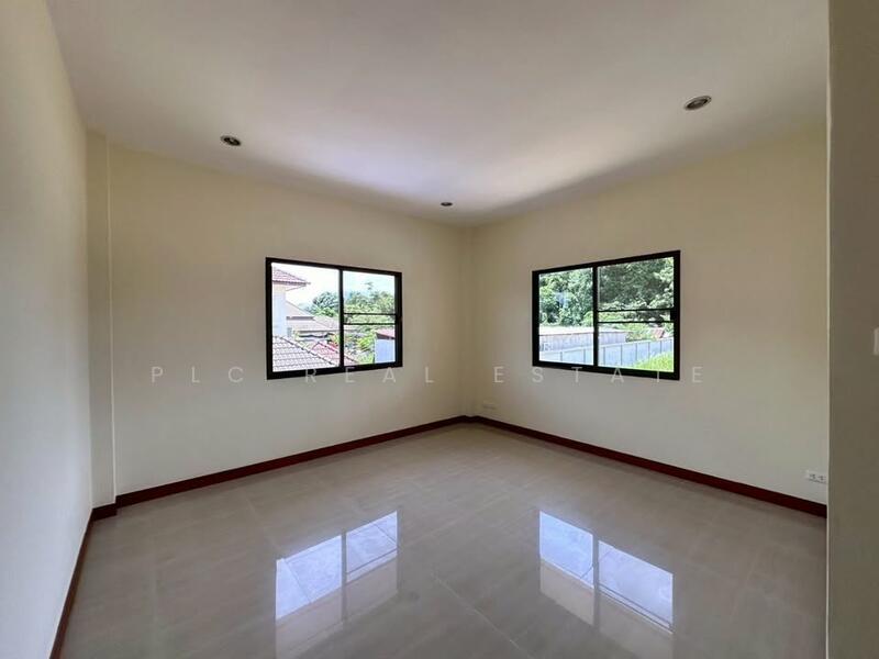 Pool Villa for Sale 5 Bedrooms at Mabprachan, Chon Buri (Pattaya), Bang Lamung, Bang Lamung (Pattaya), Chon Buri (Pattaya), 5 Bedrooms, 357 sqm, Villa For Sale, by PLC Real Estate, 500051234 - DDproperty.com