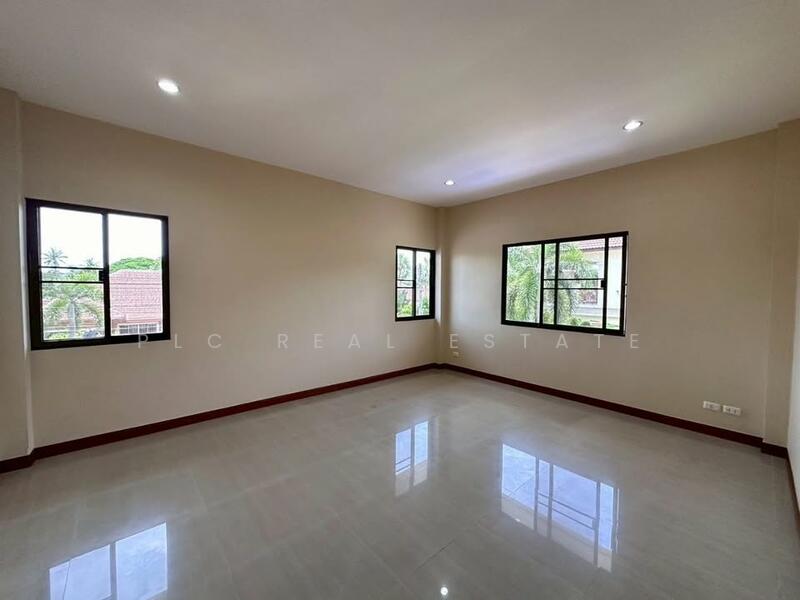 Pool Villa for Sale 5 Bedrooms at Mabprachan, Chon Buri (Pattaya), Bang Lamung, Bang Lamung (Pattaya), Chon Buri (Pattaya), 5 Bedrooms, 357 sqm, Villa For Sale, by PLC Real Estate, 500051234 - DDproperty.com