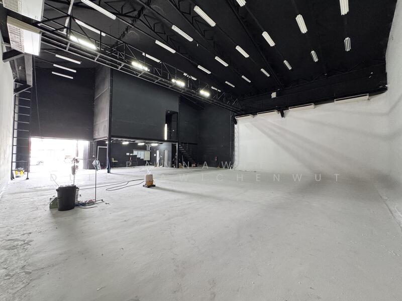 ให้เช่า - โกดัง ออฟฟิศ ให้เช่า 346 ตร.ม. แขวง รามอินทรา, คันนายาว, กรุงเทพ (รหัส : JKP336), กรุงเทพ