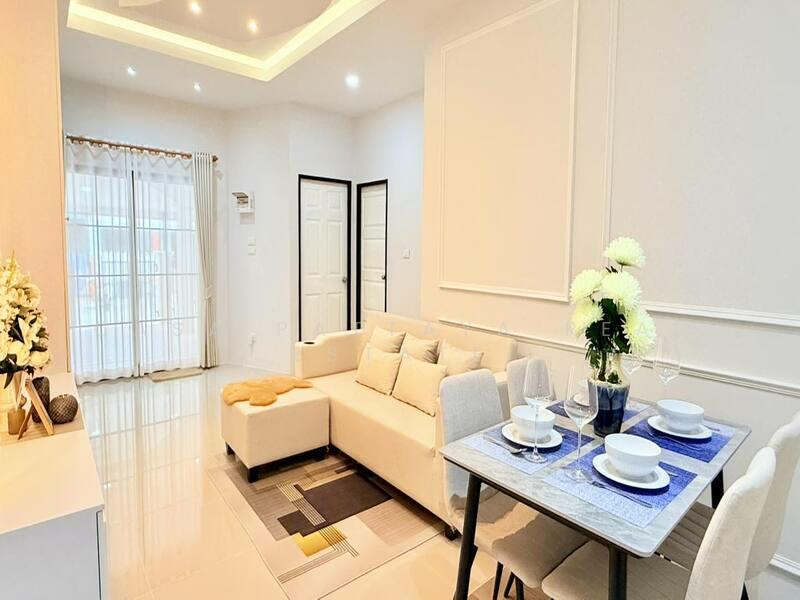 ขาย - หมู่บ้านรัตนากร 7, ชลบุรี