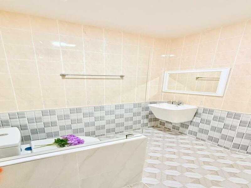 ขาย - หมู่บ้านรัตนากร 7, ชลบุรี