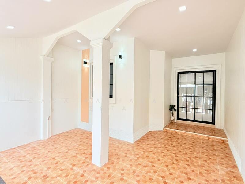 ขาย - หมู่บ้านรัตนากร 7, ชลบุรี