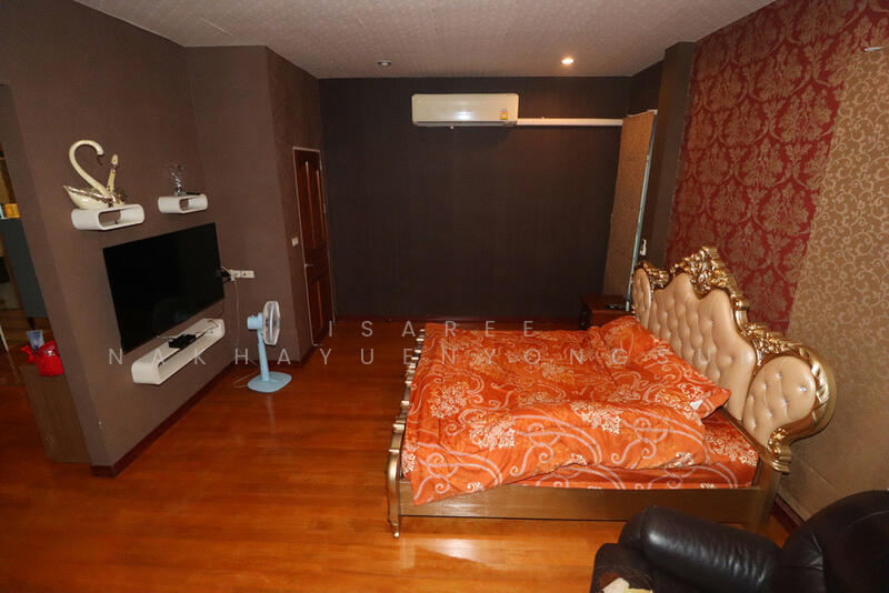 บ้านมีนบุรี สุวินทวงศ์ ใกล้รฟฟ สีส้ม ชมพ