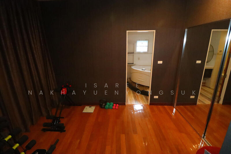 บ้านมีนบุรี สุวินทวงศ์ ใกล้รฟฟ สีส้ม ชมพ