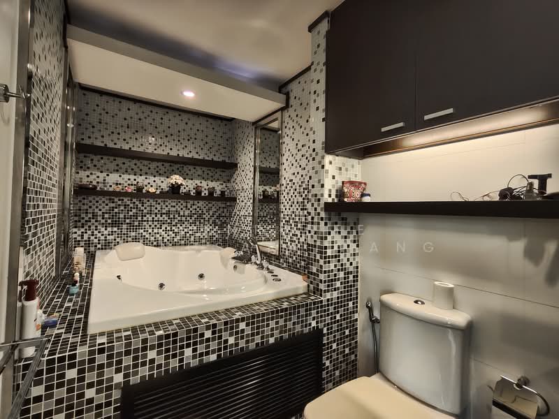 Manhattan Chidlom, Bangkok, 1032 Phetchaburi 32 Alley, Makkasan, Ratchathewi, Bangkok, 3 Bedrooms, 129 sqm, Condo For Sale, by Yenrudee Jongsaritwang, 500051439 - DDproperty.com