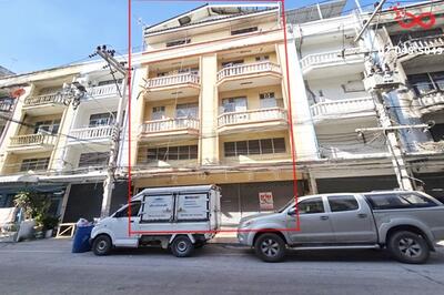 ขาย - ขายอาคารพาณิชย์ 4.5ชั้น 2คูหา 36 ตรว.ซ.นครชัยมงคลวิลล่า3 ใกล้นิคมฯนวนคร, ปทุมธานี