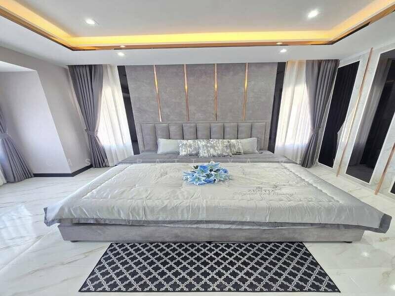 Central Park 2, Chon Buri (Pattaya), Nong Pru, Bang Lamung (Pattaya), Chon Buri (Pattaya), 4 Bedrooms, 320 sqm, Villa For Sale, by Casa Pattaya Real Estate, 500051849 - DDproperty.com