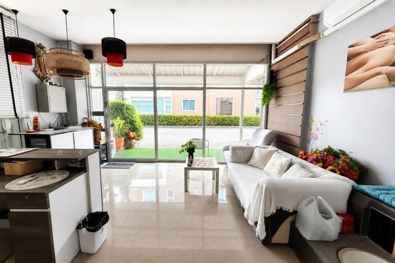 Premium Place Ekamai-Ramindra 2 Sukhonthasawat, Bangkok, Sukonthasawat Road, Lat Phrao, Bangkok, 6 Bedrooms, 360 sqm, Townhouse For Sale, by สง่าชัย ไทรทองคำ, 500051978 - DDproperty.com