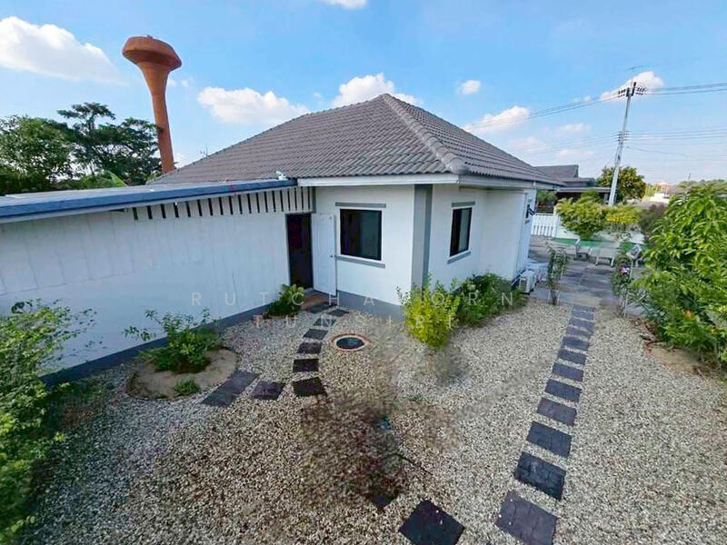 ให้เช่า - บ้านให้เช่าเดือนละ 25,000 บาท ใกล้โรงเรียนนานาชาติลานนา-หางดงเพียง 10 นาที No.14H1016, เชียงใหม่