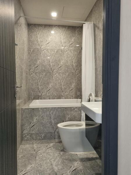 ASHTON Asoke, Bangkok, 131 Asoke Montri Road, Khlongtoei Nua, Watthana, Bangkok, 2 Bedrooms, 46 sqm, Condo For Rent, by Living Real Estates, 500052341 - DDproperty.com