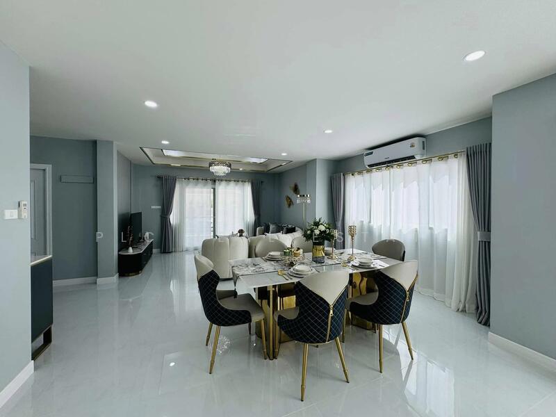 Pool Villa 4-Bedroom in North Pattaya, Chon Buri (Pattaya), Bang Lamung, Bang Lamung (Pattaya), Chon Buri (Pattaya), 4 Bedrooms, 350 sqm, Single Detached House For Sale, by PLC Real Estate, 500052774 - DDproperty.com