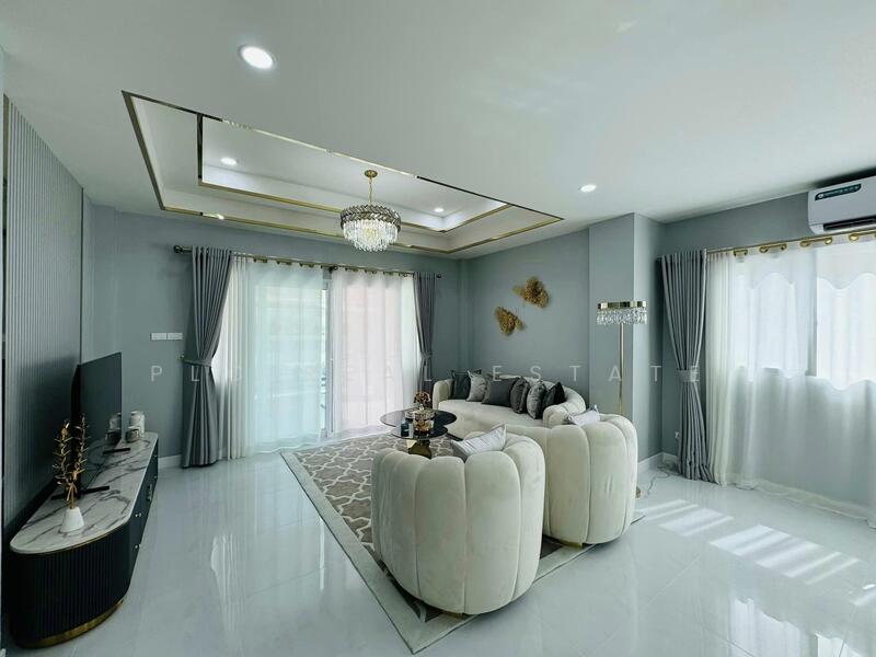 Pool Villa 4-Bedroom in North Pattaya, Chon Buri (Pattaya), Bang Lamung, Bang Lamung (Pattaya), Chon Buri (Pattaya), 4 Bedrooms, 350 sqm, Single Detached House For Sale, by PLC Real Estate, 500052774 - DDproperty.com