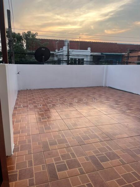 ให้เช่า - ให้เช่าทาวน์เฮาส์ 2 ชั้น ซอยรามคำแหง 156 ทำเลดี เดินทางสะดวก ใกล้รถไฟฟ้าสายสีส้ม, กรุงเทพ