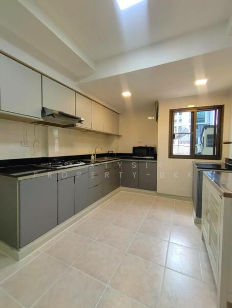 For Rent - D.H.Grand Tower, Bangkok