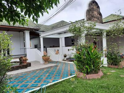 ขาย - ขายบ้าน 4 ห้องนอนกว้างขวาง – เนินพลับหวาน, ชลบุรี