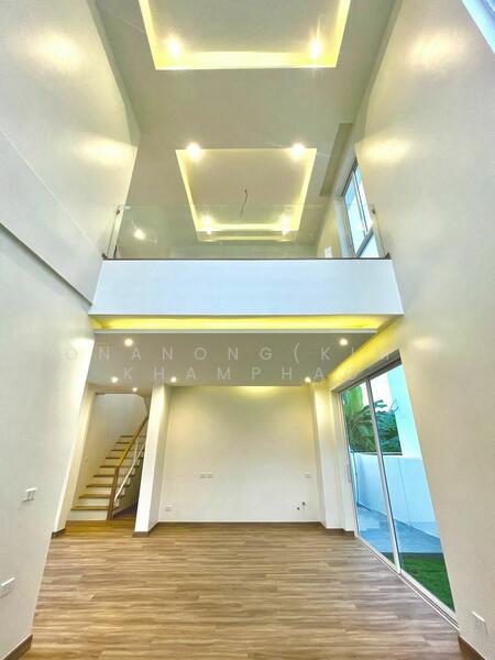 For Sale - บ้านพูลวิลล่าสร้างใหม่ สไตล์โมเดิร์น สุเทพ อ.เมือง, Chiang Mai