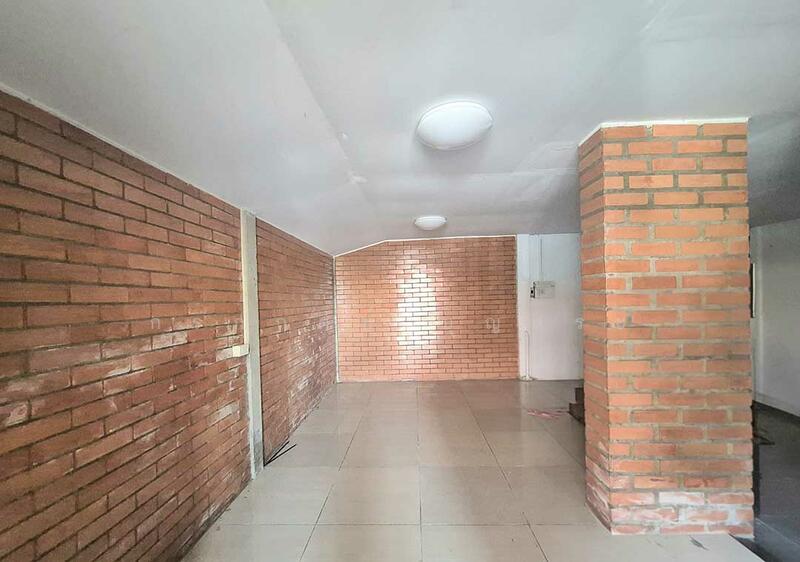 ขาย - บ้านแฝด 2 ชั้น สร้างเอง ซอยรามอินทรา 8 แยก 5, กรุงเทพ