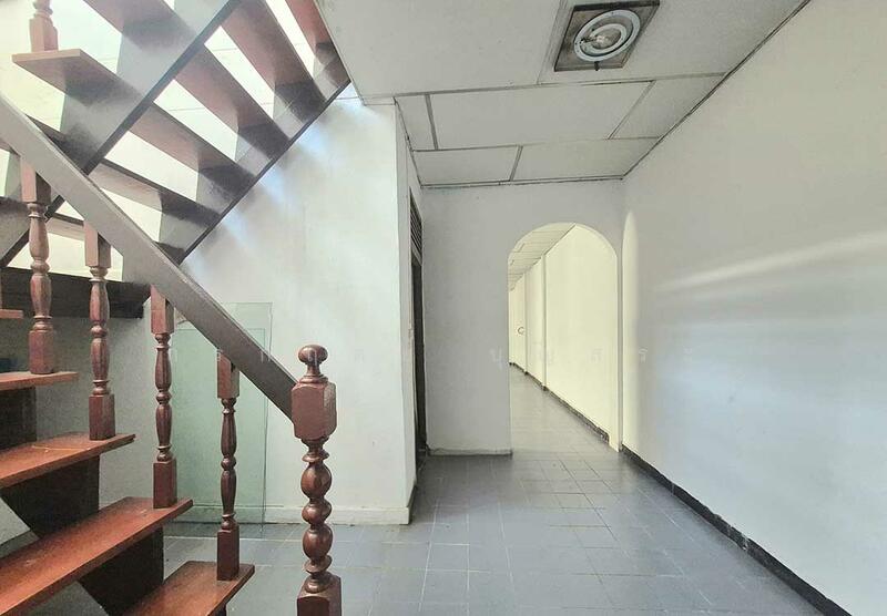 For Sale - บ้านแฝด 2 ชั้น สร้างเอง ซอยรามอินทรา 8 แยก 5, Bangkok