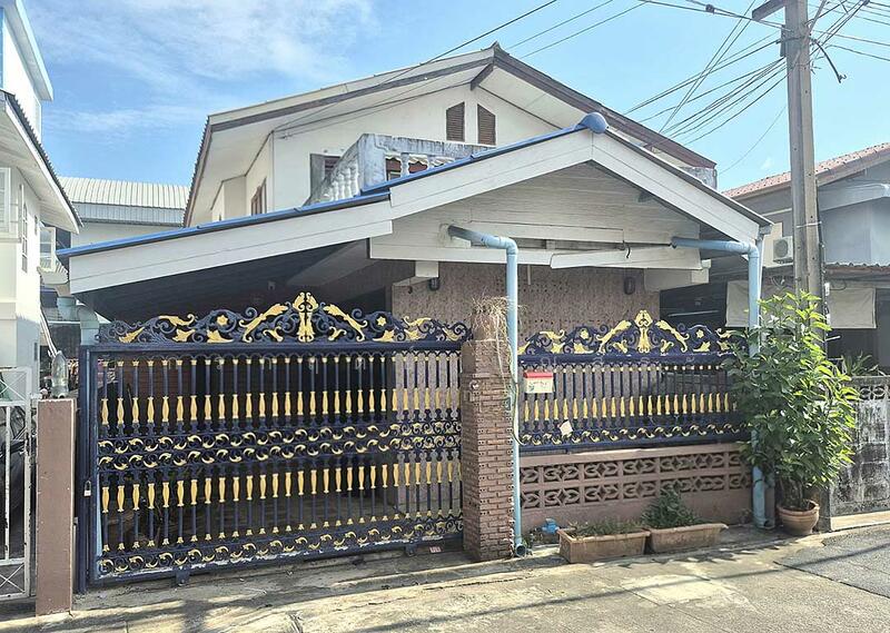 ขาย - บ้านแฝด 2 ชั้น สร้างเอง ซอยรามอินทรา 8 แยก 5, กรุงเทพ