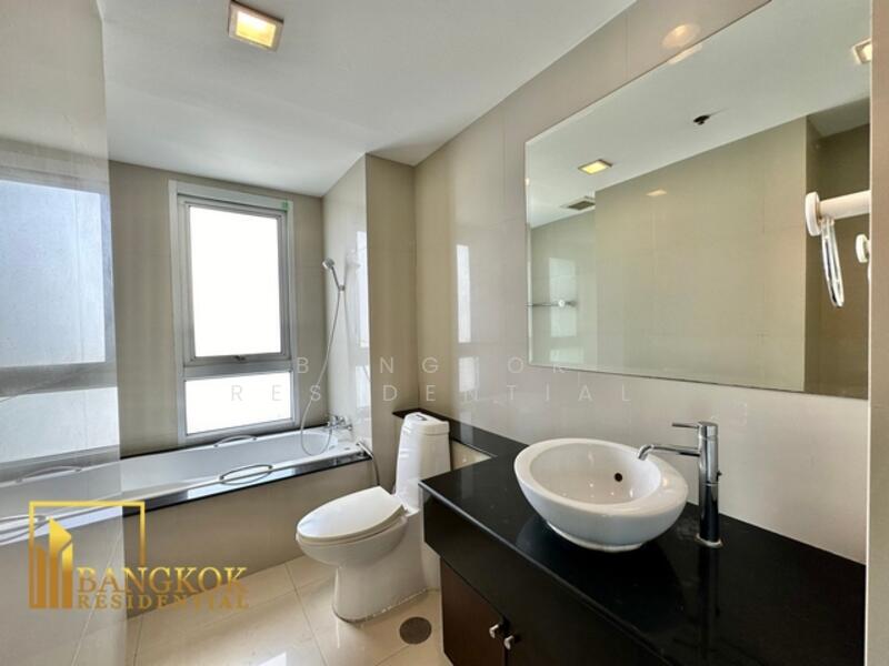 Nusasiri Grand, Bangkok, Soi Sukhumvit 42, Phra Kanong, Khlong Toei, Bangkok, 3 Bedrooms, 176 sqm, Condo For Rent, by Bangkok Residential, 500054444 - DDproperty.com