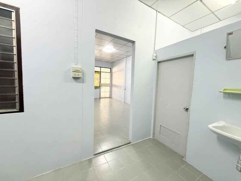 ทาวน์เฮ้าส์บ้านสวน ชลบุรี, Chon Buri (Pattaya), Ban Suan, Muang Chon Buri, Chon Buri (Pattaya), 2 Bedrooms, 100 sqm, Townhouse For Sale, by The Best Property พัช, 500054470 - DDproperty.com