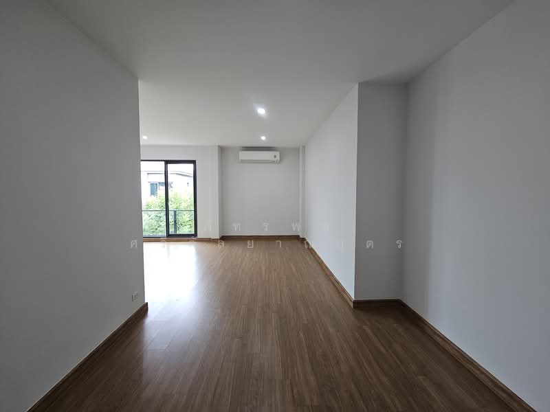 ให้เช่า - Baan Klang Mueng The Edition Phaholyothin-Ramintra : บ้านกลางเมือง ดิ อิดิชั่น พหลฯ-รามอินทรา, กรุงเทพ