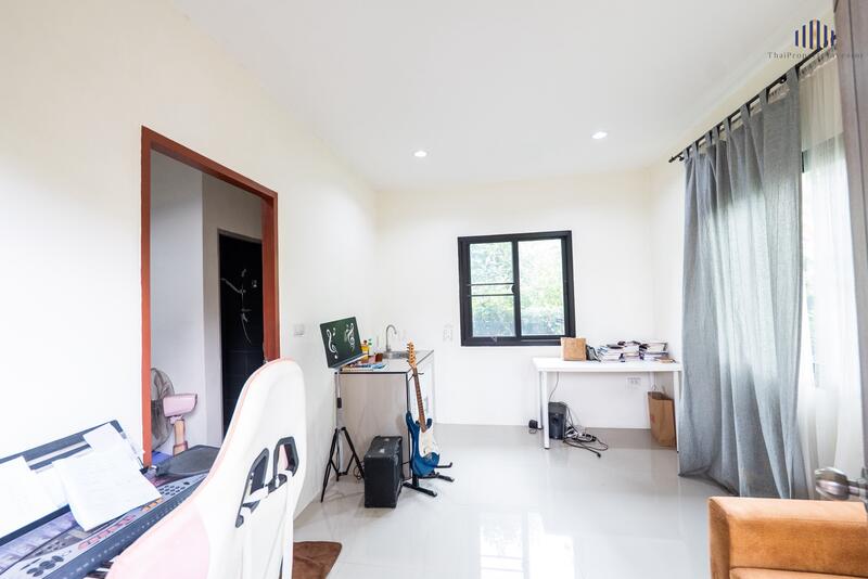 ขาย - ขายบ้านเดี่ยว ครึ่งไม้ครึ่งปูน พร้อมเรือนรับรองเพิ่งสร้างไม่นาน ซอยนวมินทร์69, กรุงเทพ