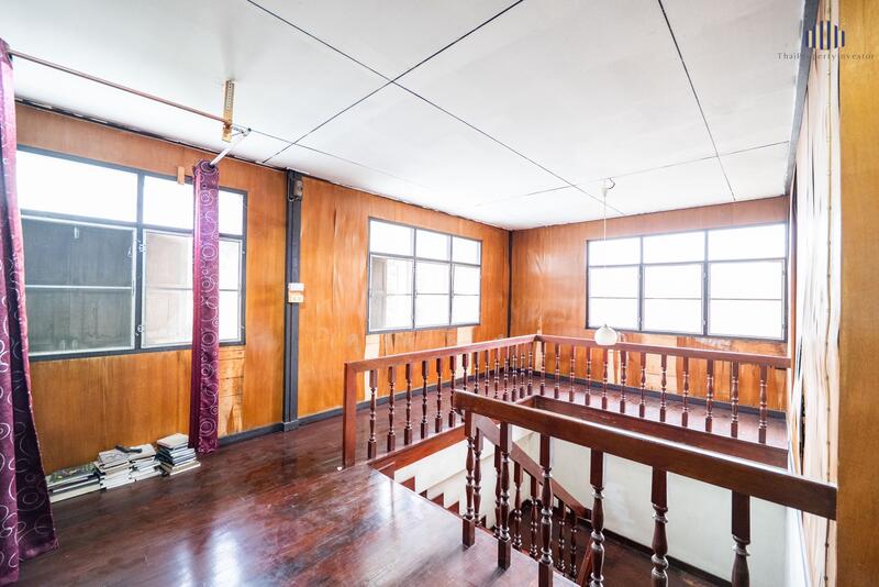 ขาย - ขายบ้านเดี่ยว ครึ่งไม้ครึ่งปูน พร้อมเรือนรับรองเพิ่งสร้างไม่นาน ซอยนวมินทร์69, กรุงเทพ