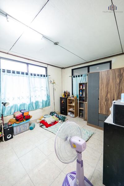 ขาย - ขายบ้านเดี่ยว ครึ่งไม้ครึ่งปูน พร้อมเรือนรับรองเพิ่งสร้างไม่นาน ซอยนวมินทร์69, กรุงเทพ