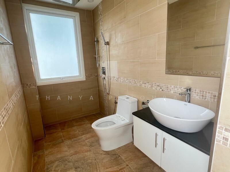 ขาย - Private Pool Villa Peachful area of Maenam, สุราษฎร์ธานี