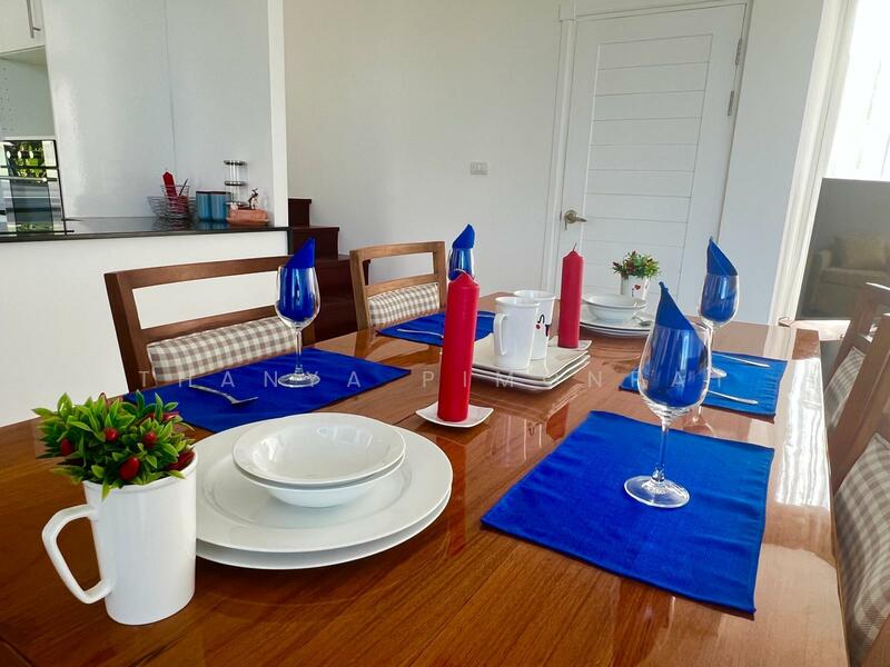 ขาย - Private Pool Villa Peachful area of Maenam, สุราษฎร์ธานี