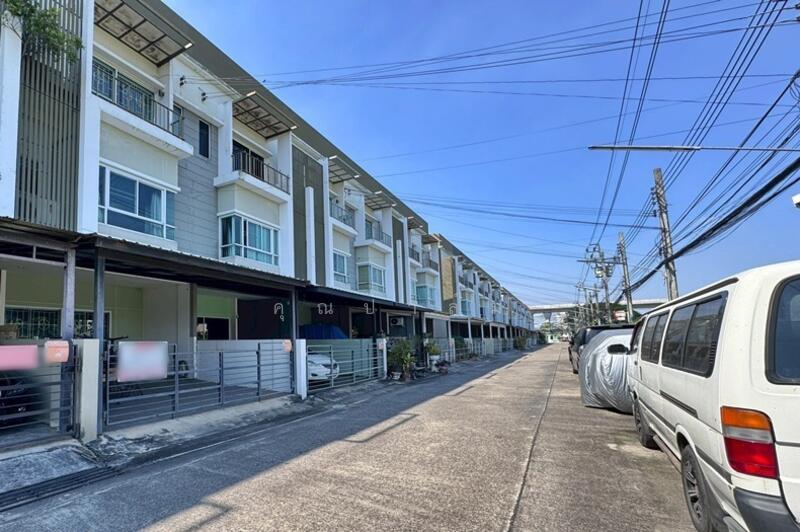 For Sale - Nalin Avenue 3 Ramkhamhaeng, Bangkok