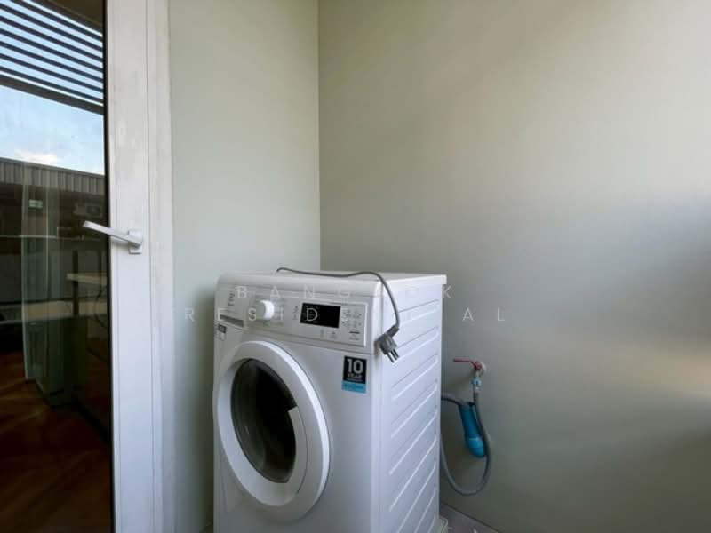 Siri At Sukhumvit, Bangkok, 902 Sukhumvit Road, Phra Kanong, Khlong Toei, Bangkok, 2 Bedrooms, 73 sqm, Condo For Rent, by Bangkok Residential, 500054599 - DDproperty.com