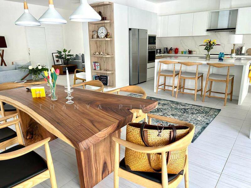 For Sale - High-Quality Scandinavian style Villa in Maenam, Surat Thani